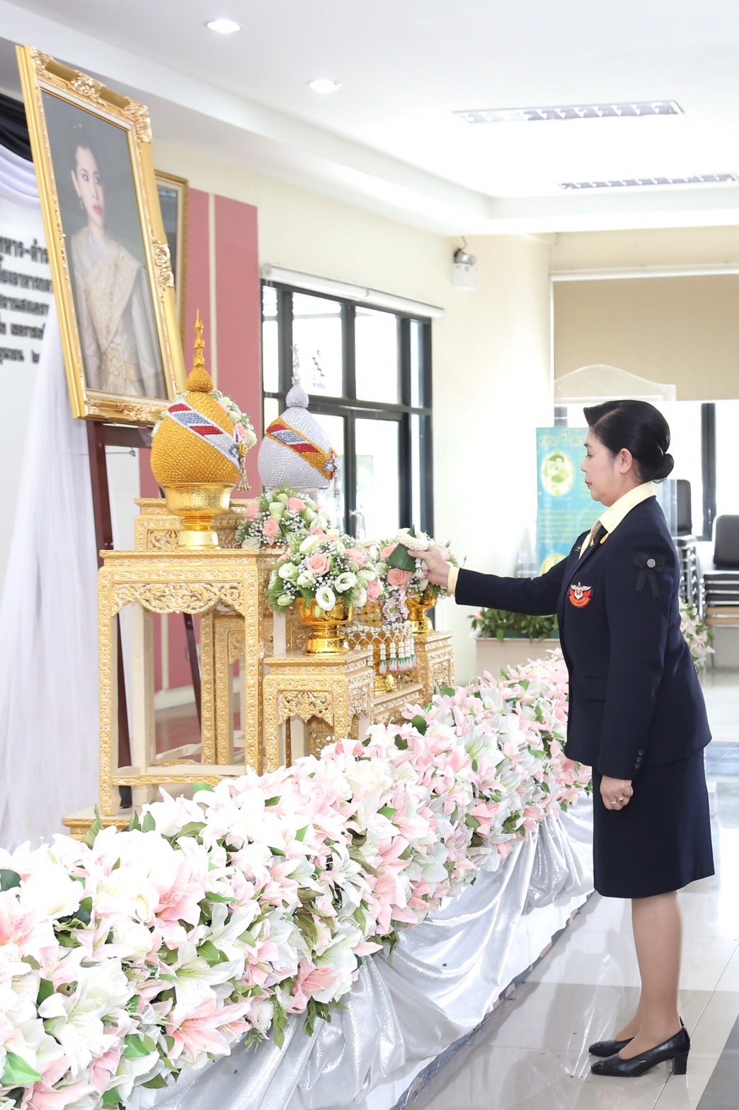 069 เมื่อวันที่ 28 มิถุนายน 2560 นายกสมาคมภริยาฯ พร้อมด้วยคณะกรรมการฯ ร่วมกับสมาคมแม่บ้านทหาร-ตำร...
