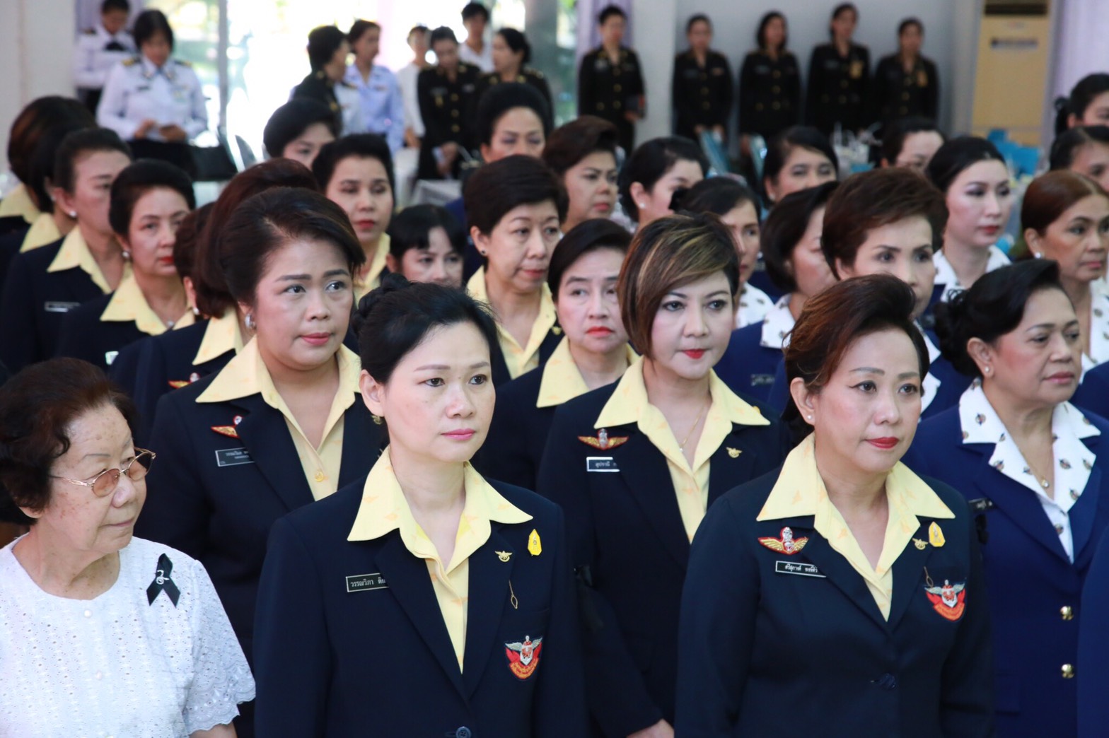 077 เมื่อวันที่ 11 กรกฎาคม 2560 นายกสมาคมภริยาฯ และคณะกรรมการสมาคมฯ ร่วมกับสมาคมแม่บ้านทหาร-ตำรวจ จัดกิจกรรมเฉลิมพระเกียรติ เนื่องในโอกาสที่พระเจ้าวรวงศ์เธอ พระองค์เจ้าโสมสวลี พระวรราชาทินัดดามาตุ ทรงเจริญพระชันษา ครบ 5 รอบ ในวันที่ 13 กรกฎาคม 2560 ณ ศูนย์พัฒนาการจัดสวัสดิการสังคมผู้สูงอายุ บ้านบางแค กรุงเทพฯ
