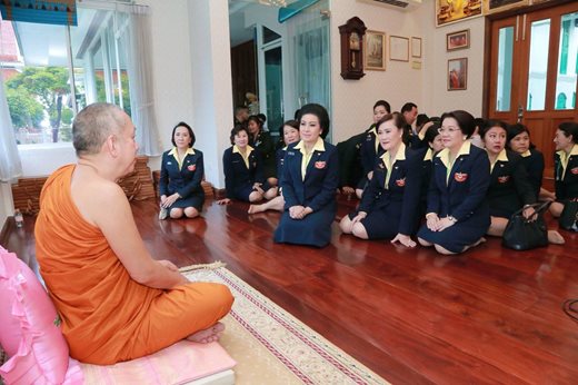 ๐๖๒ เมื่อวันที่ ๒๖ เมษายน ๒๕๖๑ นายกสมาคมภริยาฯ เป็นประธานในพิธีสงฆ์ โครงการบริบาลพระภิกษุสงฆ์ ในวัดใกล้กระทรวงกลาโหมและ สป. (ศรีสมาน) เพื่อถวายเป็นพระราชกุศลแด่ พระบาทสมเด็จพระปรมินทรมหาภูมิพลอดุลยเดช บรมนาถบพิตร ณ วัดเทพศิรินทราวาสราชวรวิหาร กรุงเทพฯ