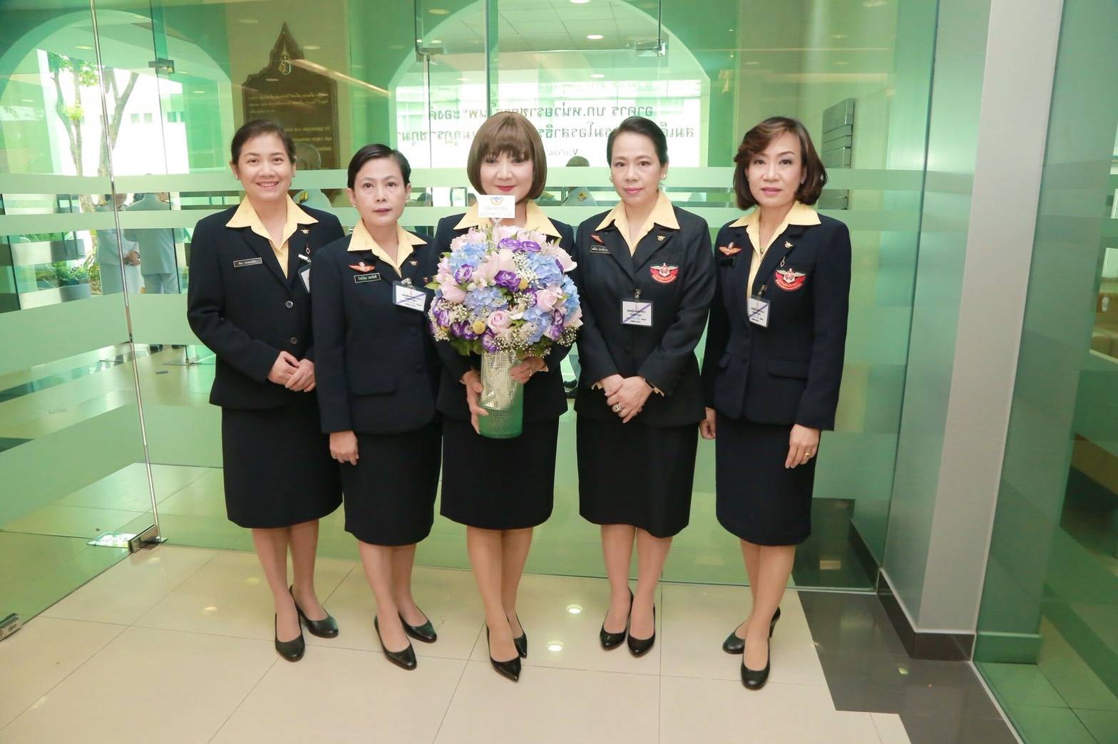 ๐๖๓ เมื่อวันที่ ๒๙ เมษายน ๒๕๖๑ คุณสุปราณี กสิวุฒิ เป็นผู้แทนนายกสมาคมภริยาฯ พร้อมด้วยคณะกรรมการสม...