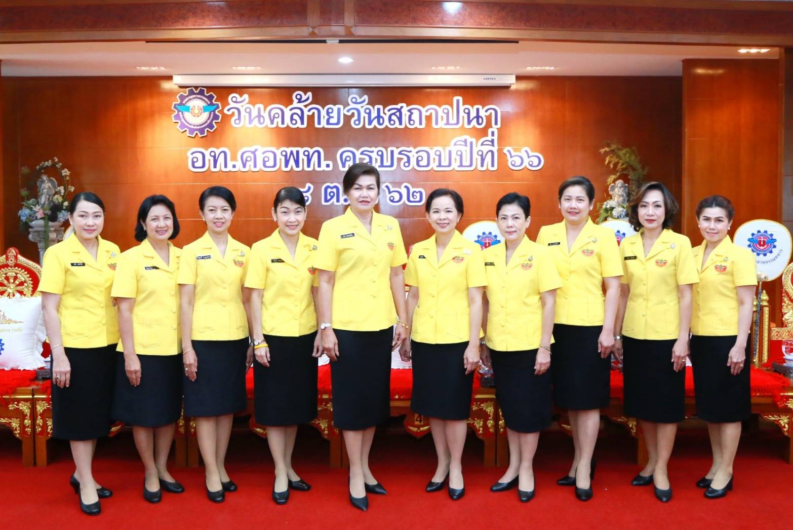 005 เมื่อวันที่ ๘ ตุลาคม ๒๕๖๒ นายกสมาคมภริยาฯ พร้อมด้วยคณะกรรมการสมาคมฯ ร่วมงานวันคล้ายวันสถาปนากรมการอุตสาหกรรมทหาร ศูนย์การอุตสาหกรรมป้องกันประเทศและพลังงานทหาร ครบรอบปีที่ ๖๖ ณ ห้องประชุมชั้น ๔ กรมการอุตสาหกรรมทหารฯ เกียกกาย กรุงเทพฯ