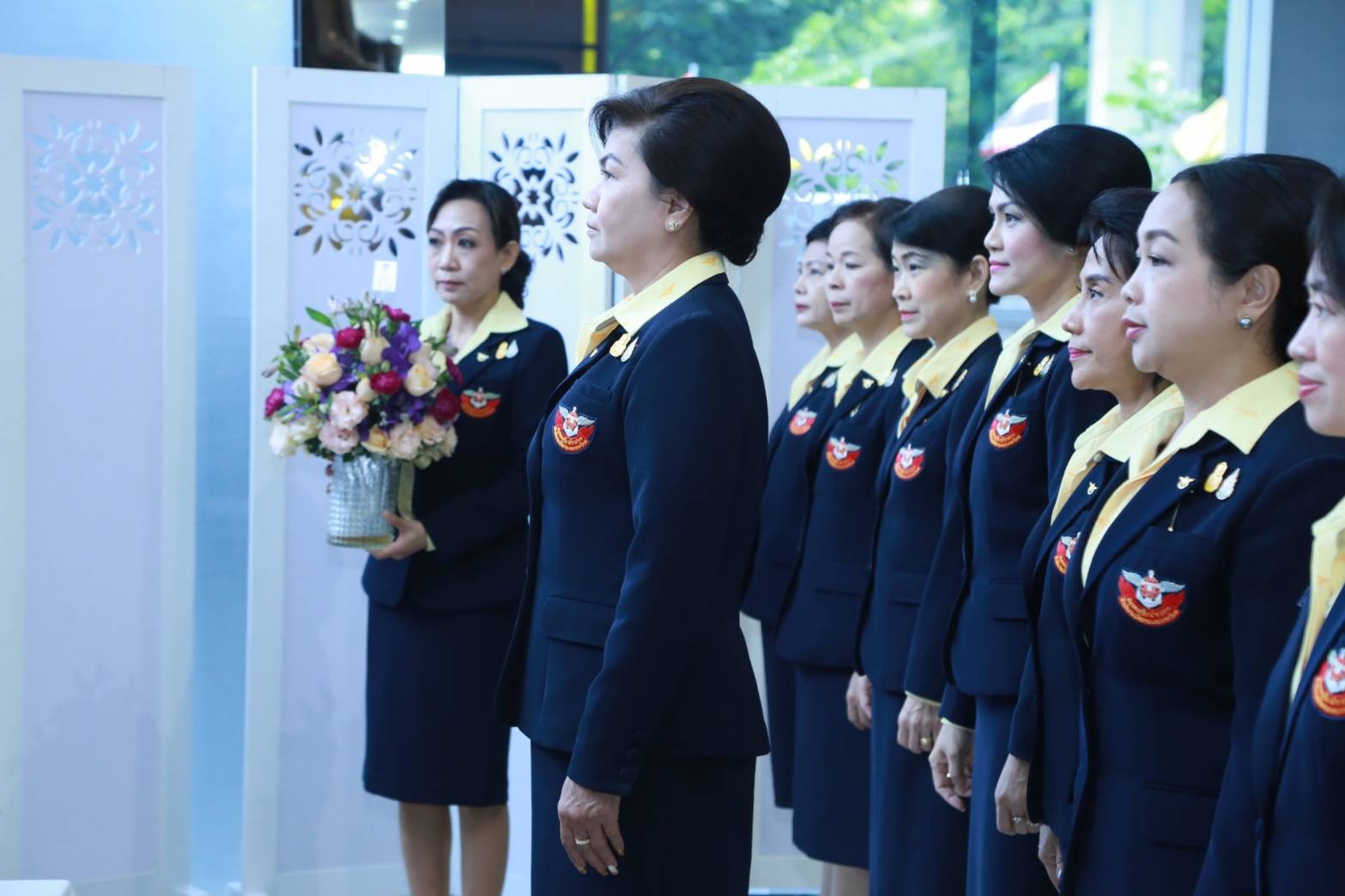 013 เมื่อวันที่ ๑๙ ตุลาคม ๒๕๖๒ นายกสมาคมภริยาฯ พร้อมด้วยคณะกรรมการฯ ร่วมทอดถวายแจกันดอกไม้สดและลงนามถวายพระพร พระเจ้าวรวงศ์เธอ พระองค์เจ้าโสมสวลี กรมหมื่นสุทธนารีนาถ ณ ตึกภูมิสิริมังคลานุสรณ์ โรงพยาบาลจุฬาลงกรณ์ สภากาชาดไทย