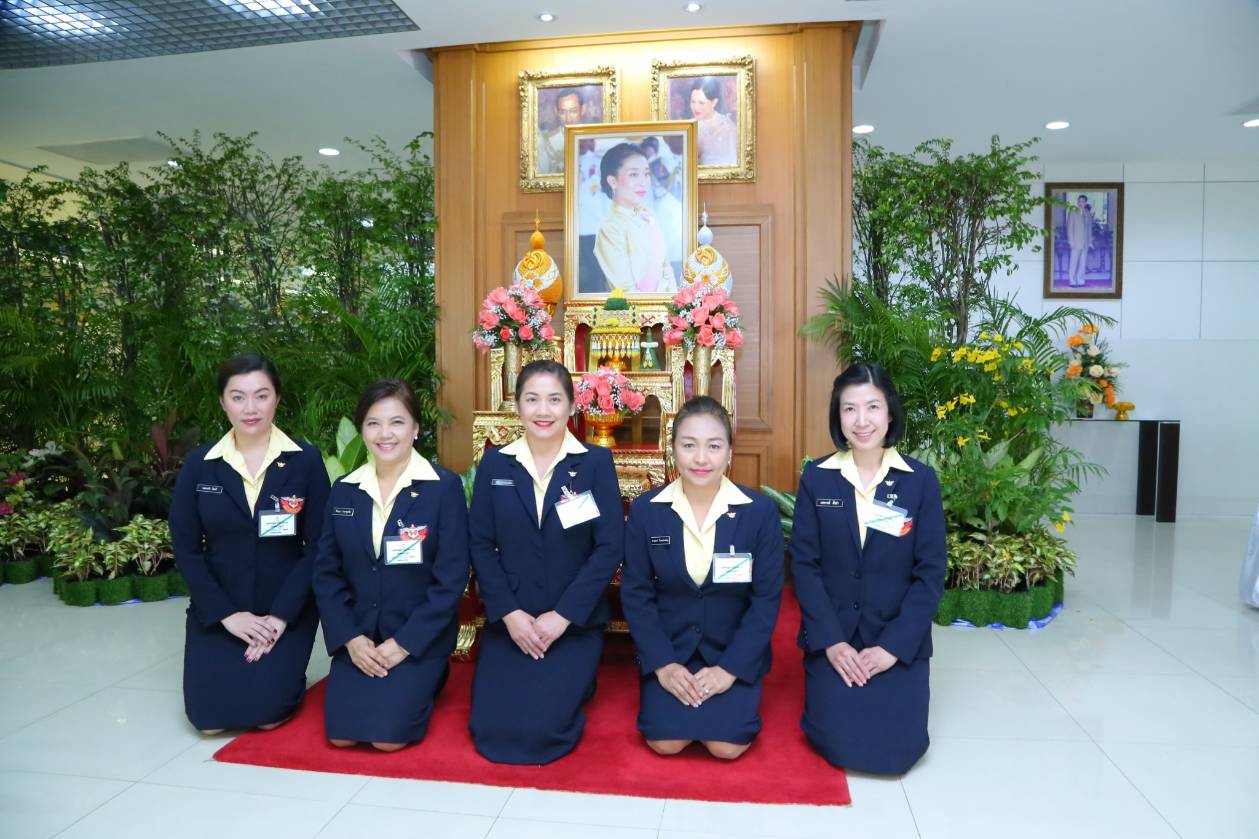 ๐๓๐ เมื่อวันศุกร์ที่ ๗ ธันวาคม ๒๕๖๑ คุณทิชา วรวรรณปรีชา เป็นผู้แทนนายกสมาคมภริยาฯ พร้อมด้วยคณะกรรมการฯ ร่วมลงนามถวายพระพร และทอดถวายแจกันดอกไม้สด เนื่องในโอกาสวันคล้ายวันประสูติของพระเจ้าหลานเธอ พระองค์เจ้าพัชรกิติยาภา ณ วังศุโขทัย