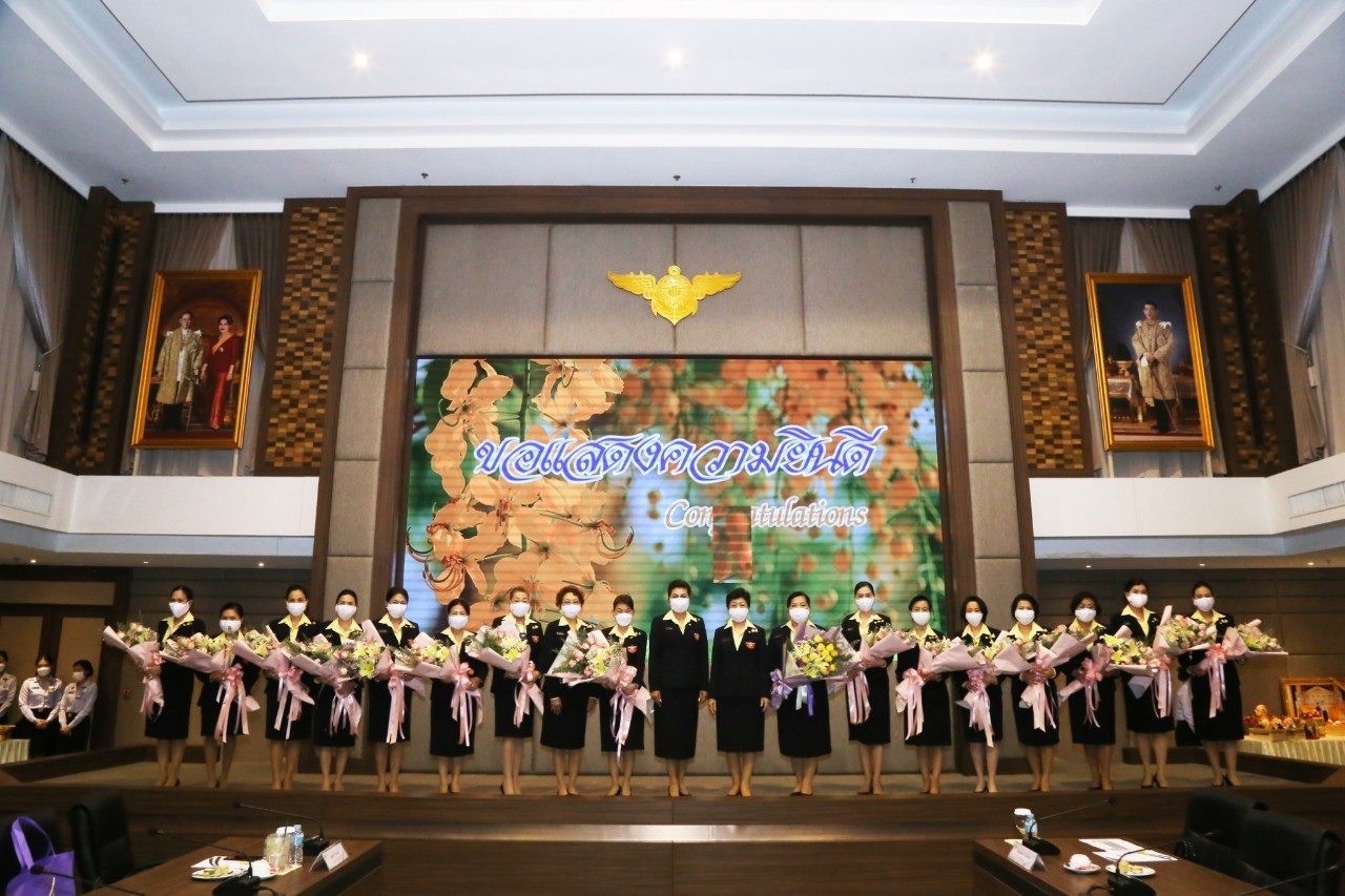 ๐๕๖ นายกสมาคมภริยาฯ เป็นประธานการประชุมปิดปีงบประมาณ ประจำปี ๒๕๖๔