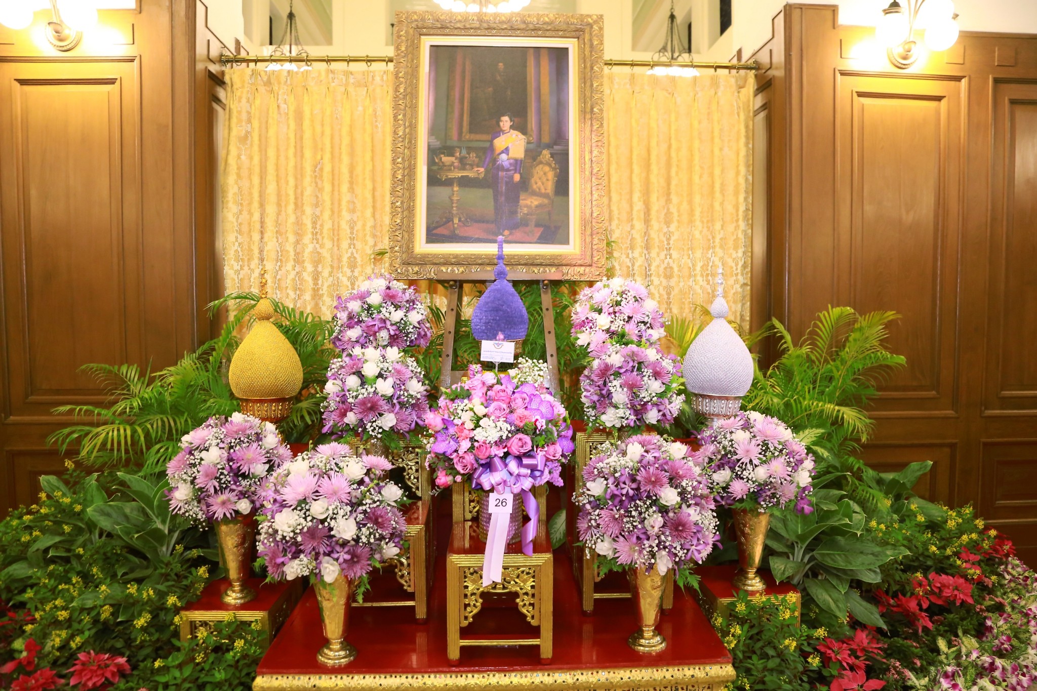 ๐๓๗ นายกสมาคมฯ เข้าร่วมถวายแจกันดอกไม้และลงนามถวายพระพร สมเด็จพระกนิษฐาธิราชเจ้า กรมสมเด็จพระเทพ...