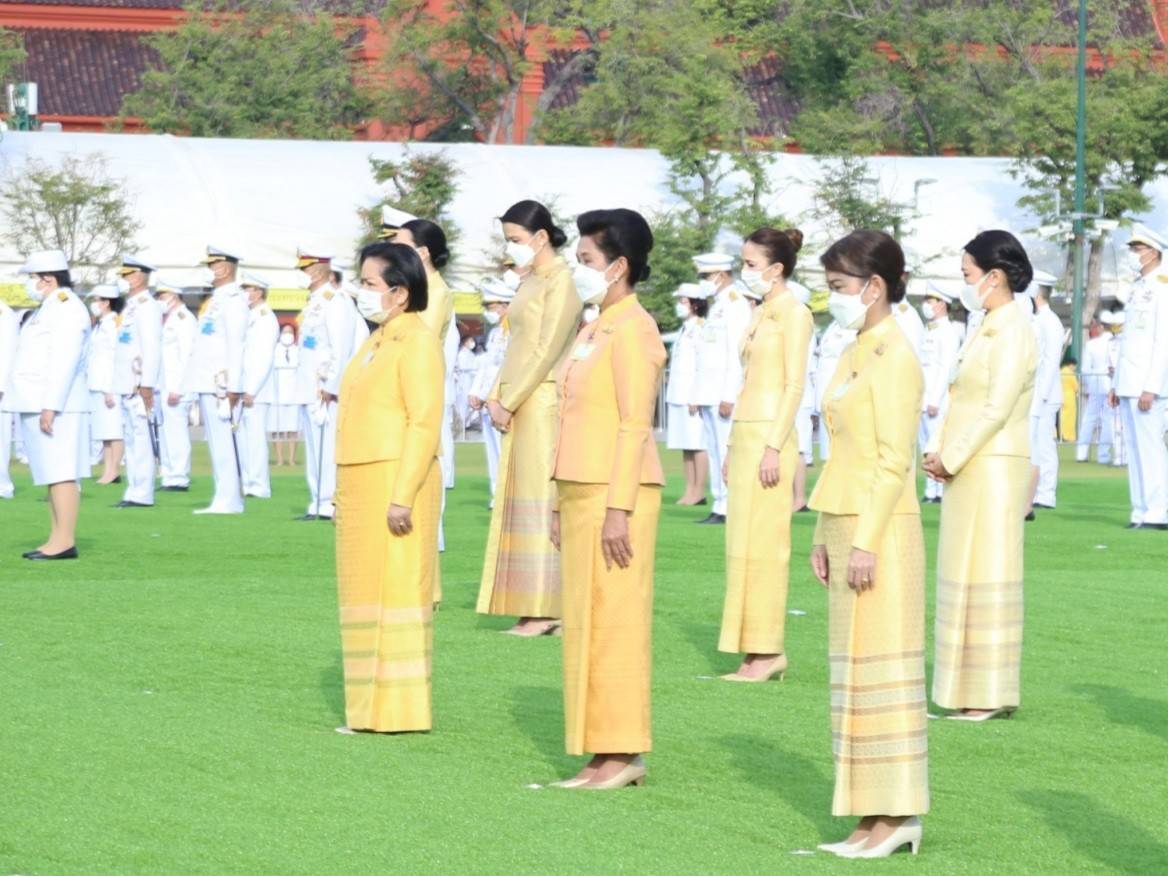 ๐๒๙ นายก สคภ.สป. ร่วมพิธีถวายบังคมและพิธีวางพานพุ่ม เนื่องในวันคล้ายวันพระราชสมภพ พระบาทสมเด็จพระบรมชนกาธิเบศร มหาภูมิพลอดุลยเดชมหาราช บรมนาถบพิตร
