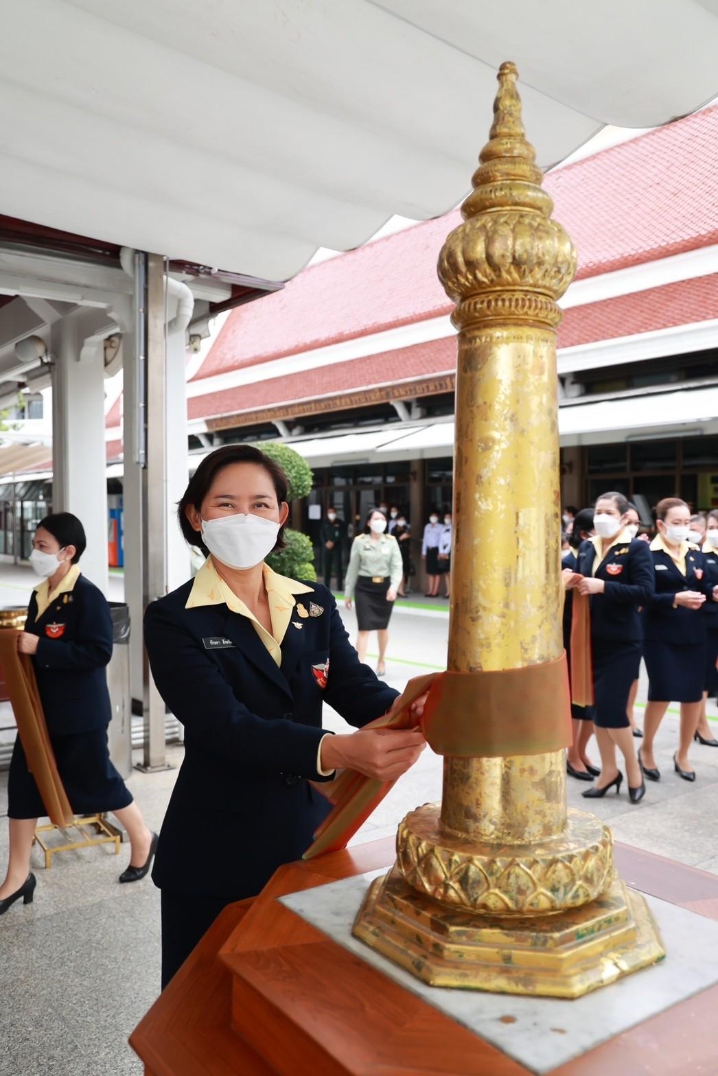 ๐๐๓ นายก สคภ.สป. อุปนายกฯ และคณะกรรมการสมาคมฯ เข้าสักการะสิ่งศักดิ์สิทธิ์ เนื่องในโอกาสเข้ารับตำแหน่ง