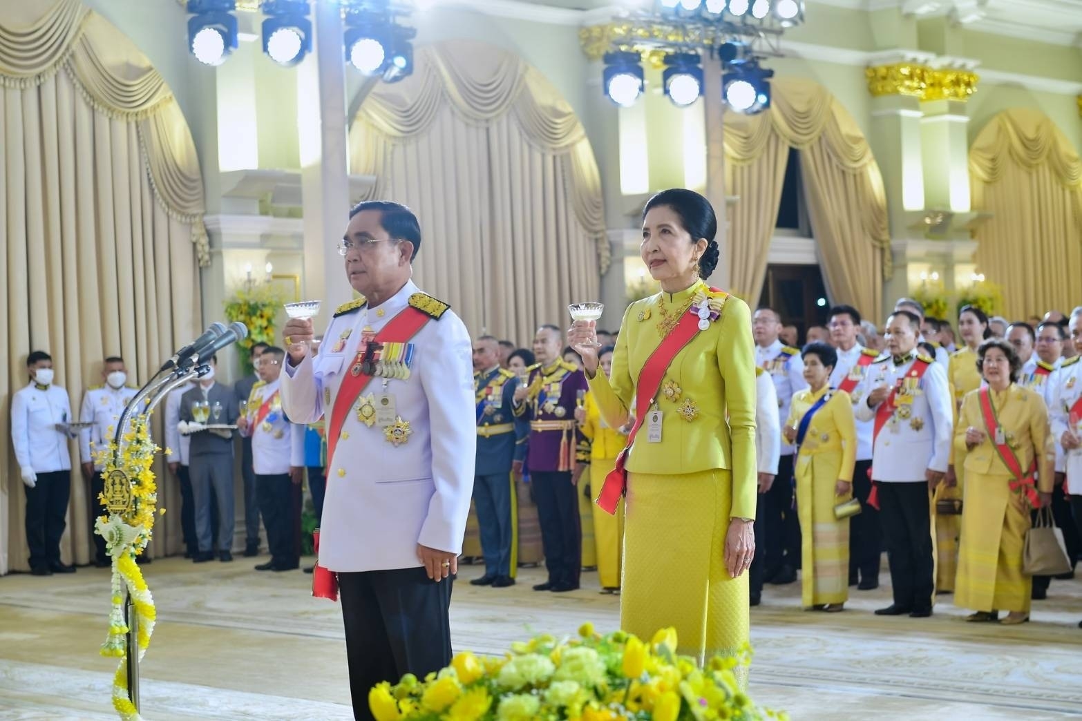 ๐๙๔ ปลัดกระทรวงกลาโหม และนายก สคภ.สป. พร้อมด้วยข้าราชการชั้นผู้ใหญ่ และคู่สมรส ร่วมงานสโมสรสันนิบาตเฉลิมพระเกียรติฯ ประจำปีพุทธศักราช ๒๕๖๖
