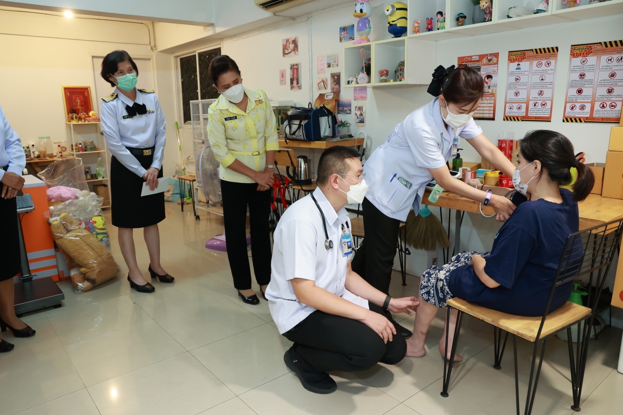 ๐๙๕ กิจกรรมโครงการสายใยรักษ์: เพื่อคนพิเศษ ตรวจเยี่ยมบุตรที่มีความต้องการพิเศษ