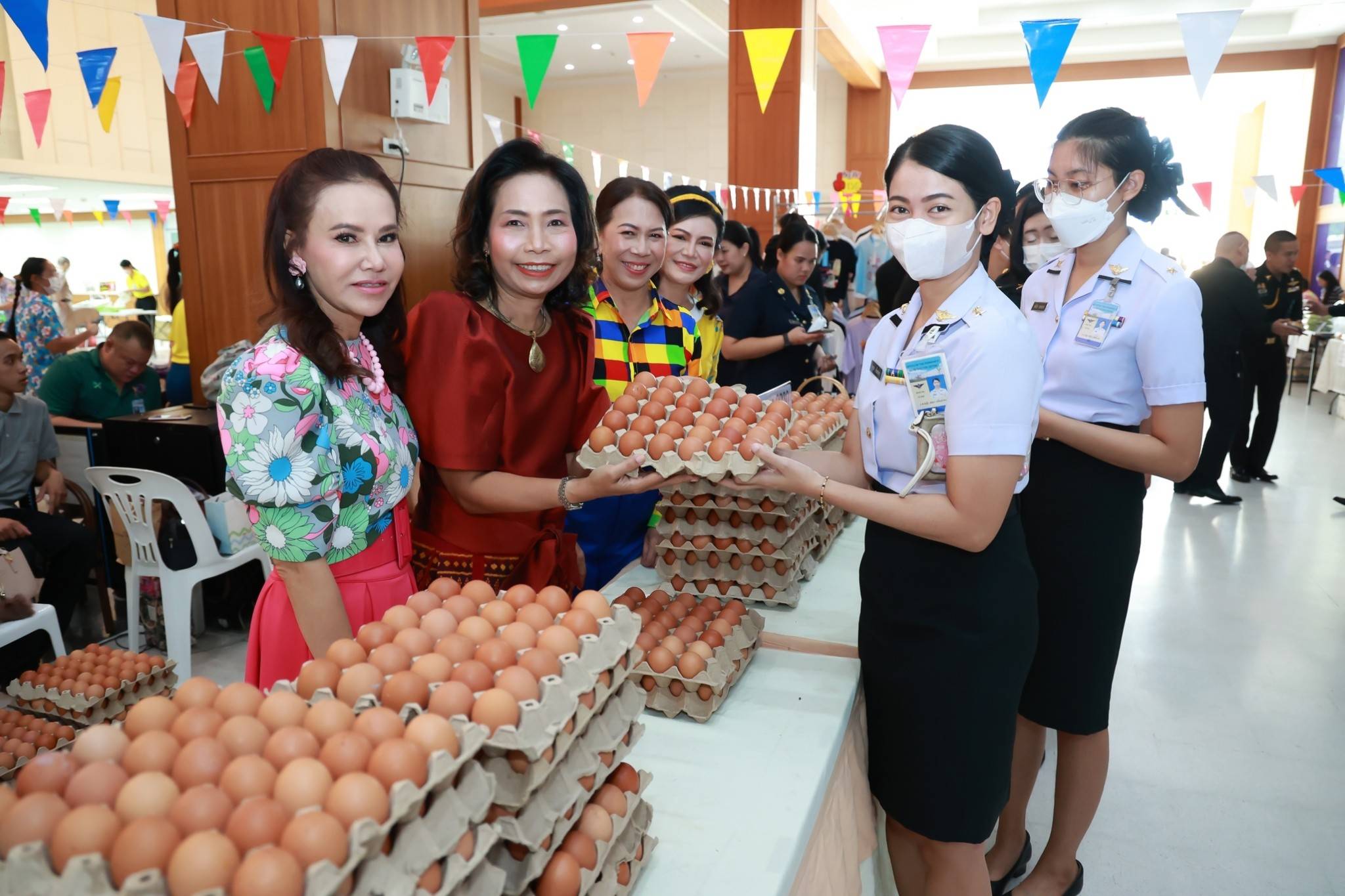 ๑๒๑ กิจกรรมโครงการครอบครัวพอเพียง “งานวัดสมบัติผลัดกันชม”