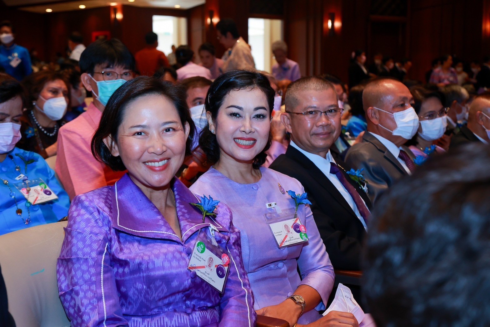 ๐๗ ปล.กห. พร้อมด้วย นายก สคภ.สป. เข้าเฝ้าทูลละอองพระบาทรับเสด็จสมเด็จพระกนิษฐา ธิราชเจ้า กรมสมเด็จพระเทพรัตนราชสุดาฯ สยามบรม ราชกุมารี ในโอกาสเสด็จพระราชดำเนินเป็นองค์ประธาน ในงาน "วันมูลนิธิสิรินธร" ประจำปี ๒๕๖๖