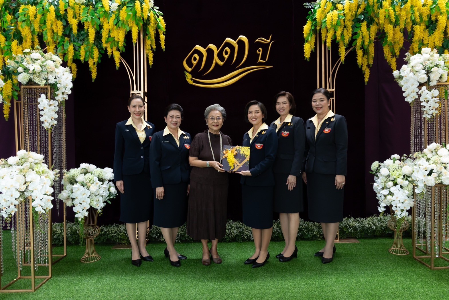 ๐๑๙ นายก สคภ.สป. เป็นประธานจัดงานเลี้ยงรับรอง เนื่องในโอกาสวันคล้ายวันสถาปนาสมาคมภริยาข้าราชการสำนักงานปลัดกระทรวงกลาโหม ครบรอบปีที่ ๓๓ (๙ พ.ย.๖๖)