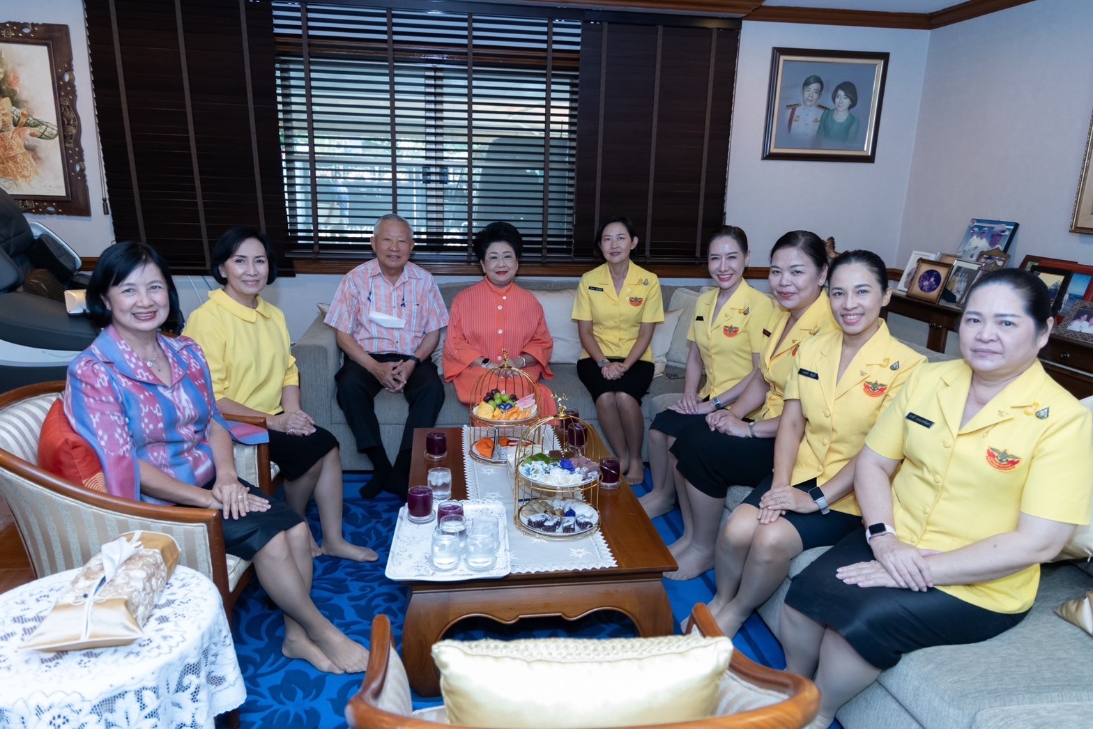 ๐๑๕ การเข้าเยี่ยมคารวะ คุณศศิณี ภัททิยกุล อดีตนายกสมาคมฯ