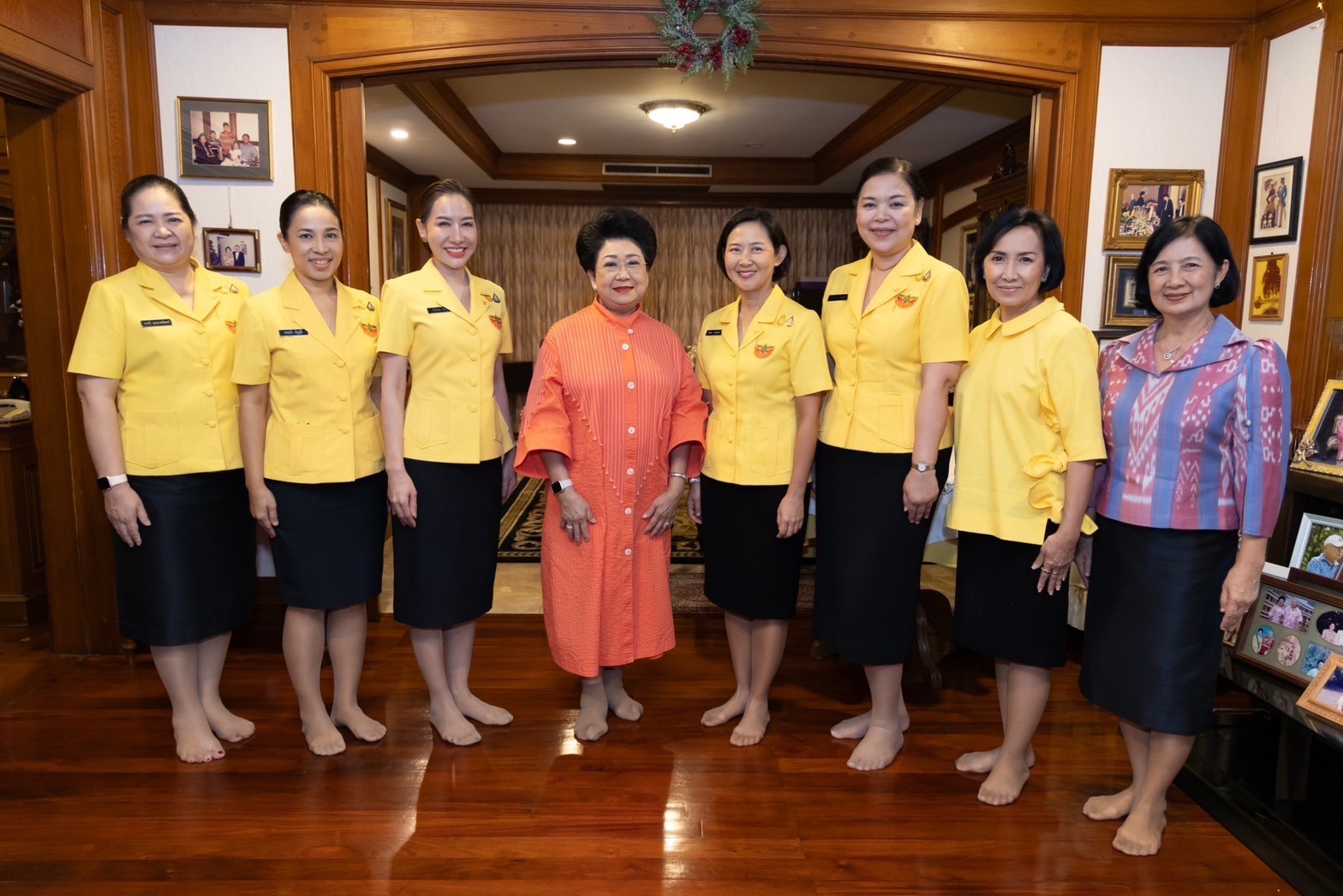 ๐๑๕ การเข้าเยี่ยมคารวะ คุณศศิณี ภัททิยกุล อดีตนายกสมาคมฯ