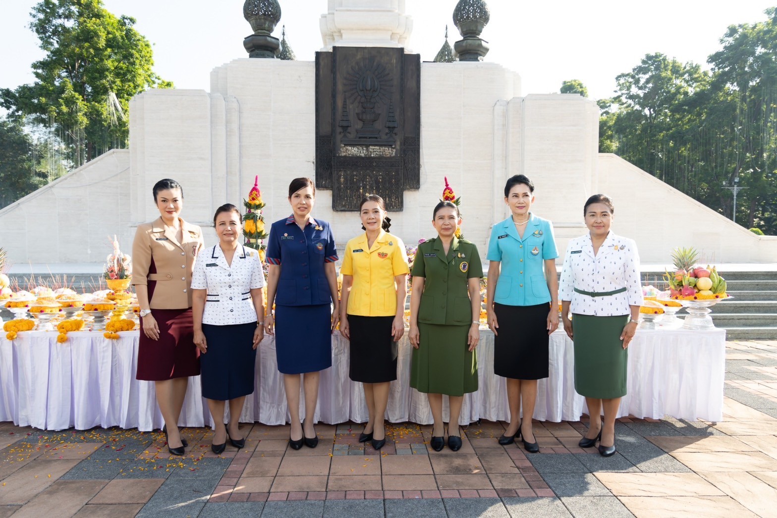 ๐๓๔ พิธีบวงสรวงพระบรมราชานุสรณ์พระบาทสมเด็จพระมงกุฎเกล้าเจ้าอยู่หัว รัชกาลที่ ๖ งานวันกาชาด ๑๐๐ ปี พุทธศักราช ๒๕๖๖ (๖ ธ.ค.๖๖)