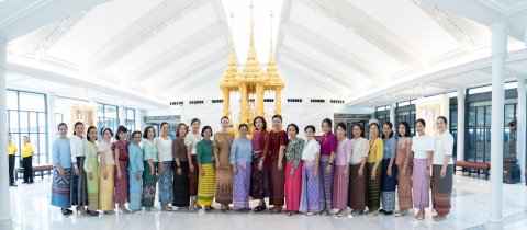 ๐๕๖ โครงการศูนย์ส่งเสริมการเรียนรู้ จัดกิจกรรม ศึกษาดูงานพิพิธภัณฑ์ศิลป์แผ่นดิน
