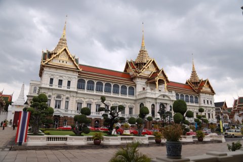 133 ปลัดกระทรวงกลาโหมและนายกสมาคมภริยาฯ ร่วมพระพิธีเลี้ยงพระเทศน์มงคลวิเศษถวายเป็นพระราชกุศลถวาย ...