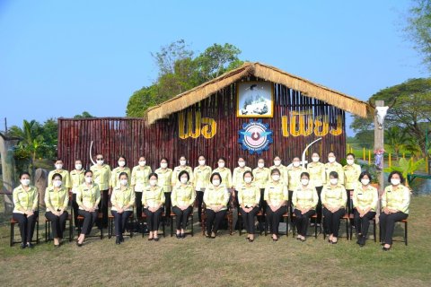 ๐๕๓ นายก สคภ.สป. พร้อมด้วยคณะกรรมการสมาคมฯ เดินทางไปตรวจเยี่ยมโครงการต่างๆ ของสมาคมฯ ณ รวท.อท.ศอพ...