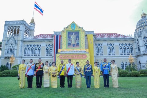 ๐๗๙ ปลัดกระทรวงกลาโหม และนายกสมาคมภริยาฯ พร้อมด้วยรองปลัดกระทรวงกลาโหม และคู่สมรส ร่วมงานสโมสรสัน...