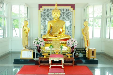 ๐๑ นายก สคภ.สป. และอุปนายกฯ เข้าสักการะสิ่งศักดิ์สิทธิ์ ณ พื้นที่ศรีสมาน